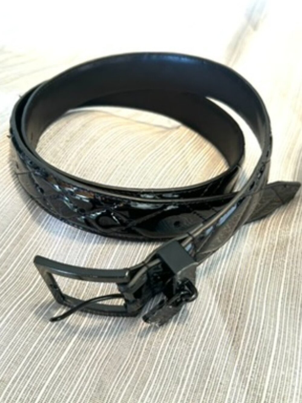 Kurt Geiger - Black Quilted Leather Shiny Belt with Lock Charm